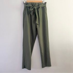 Grace Karin Paperbag Hunter Green Pants with Fabric Belt Gathered Waist Small